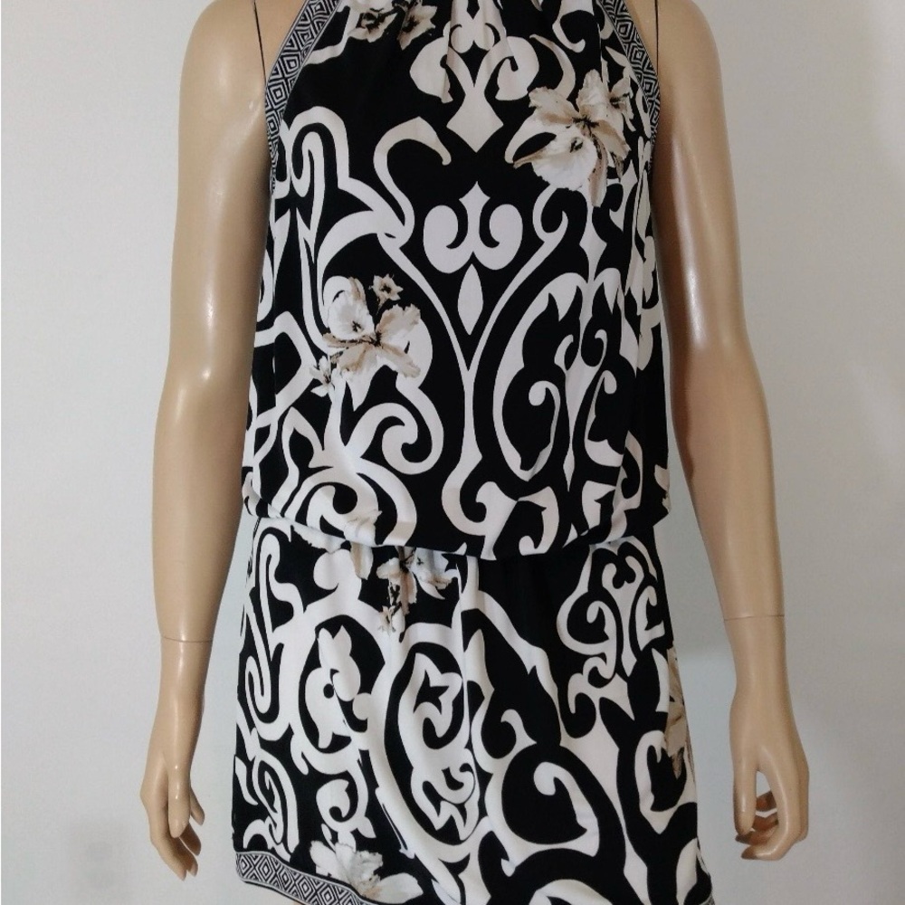 Vintage White House Black Market Black and White Floral Mini Dress